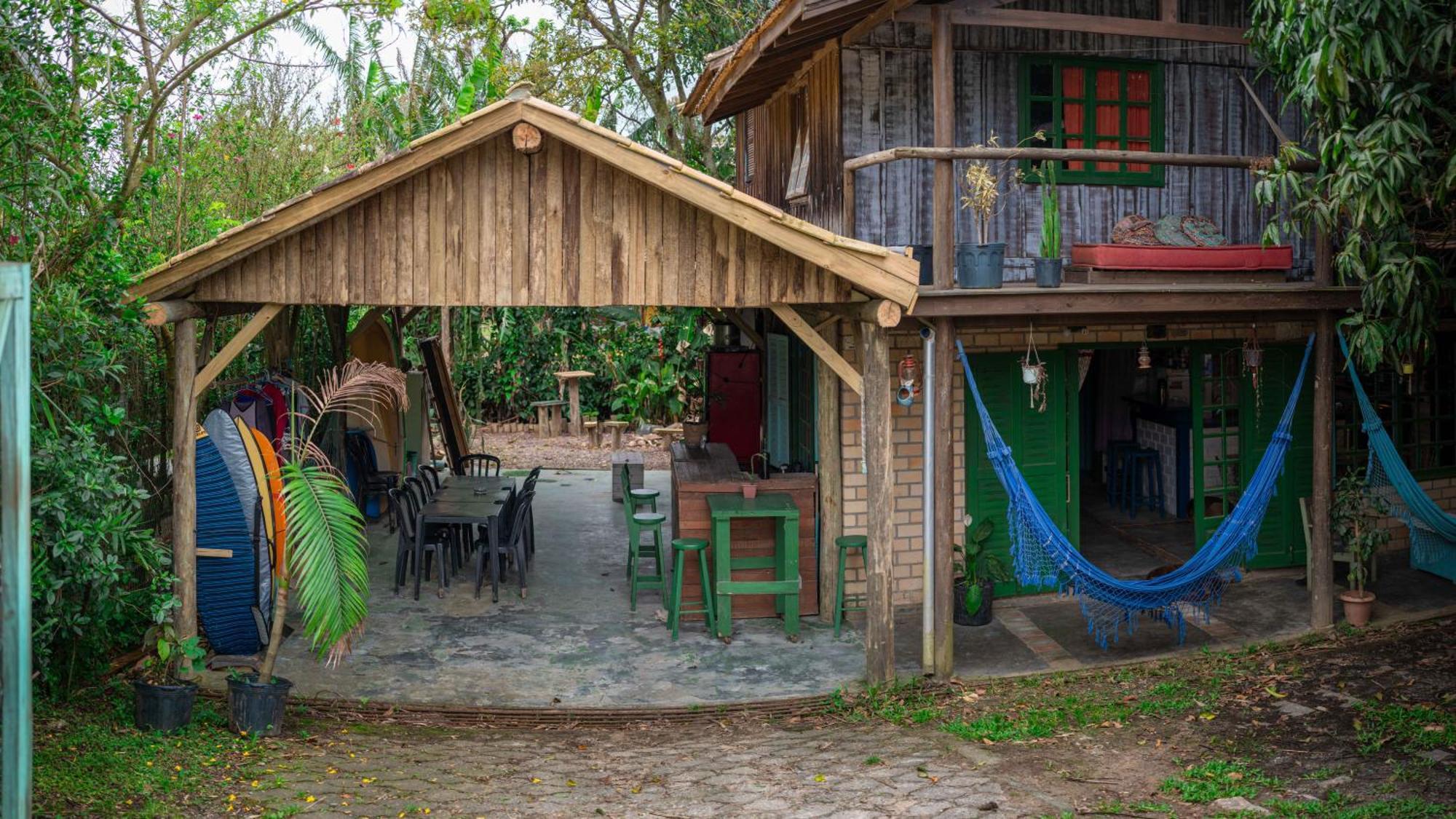 Casahostel Floresce Praia do Rosa Eksteriør billede